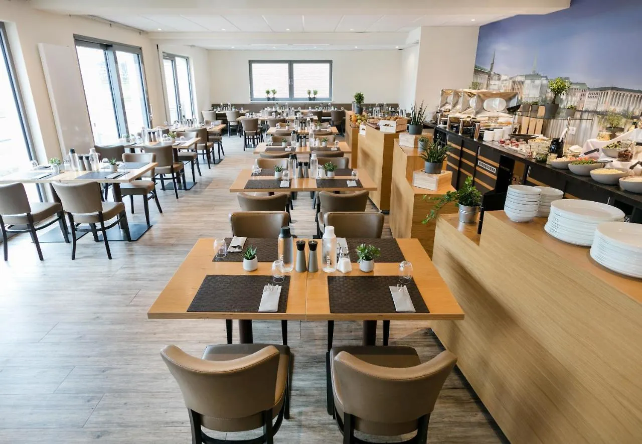 Sporthotel Hamburg By Jufa Hotels 3*,