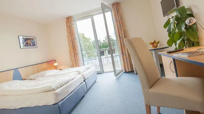 Sporthotel Hamburg By Jufa Hotels 3*,